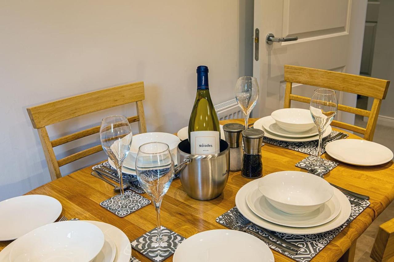 Hedgefield House - Serene Top Floor Flat Інвернесс Екстер'єр фото